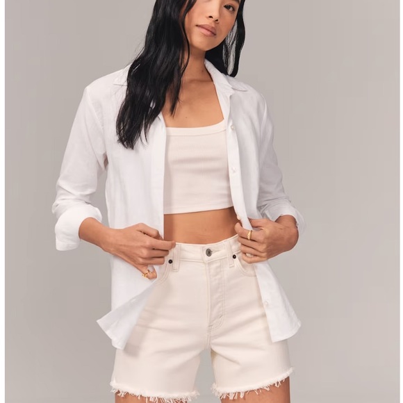 NWT Abercrombie and Fitch- High Rise Dad Short- 36/22 - Picture 2 of 12